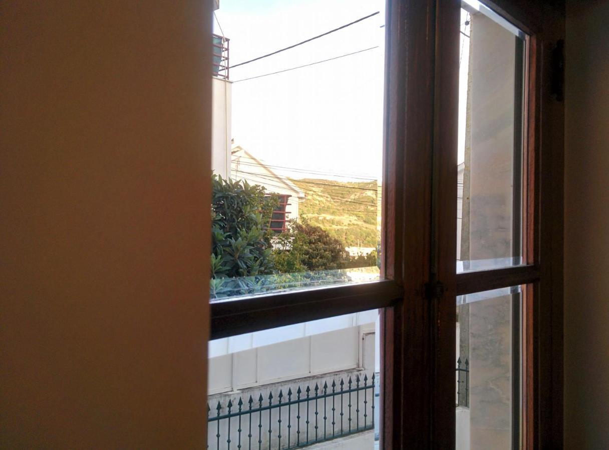 Appartamento Lá em Cima Sesimbra Esterno foto